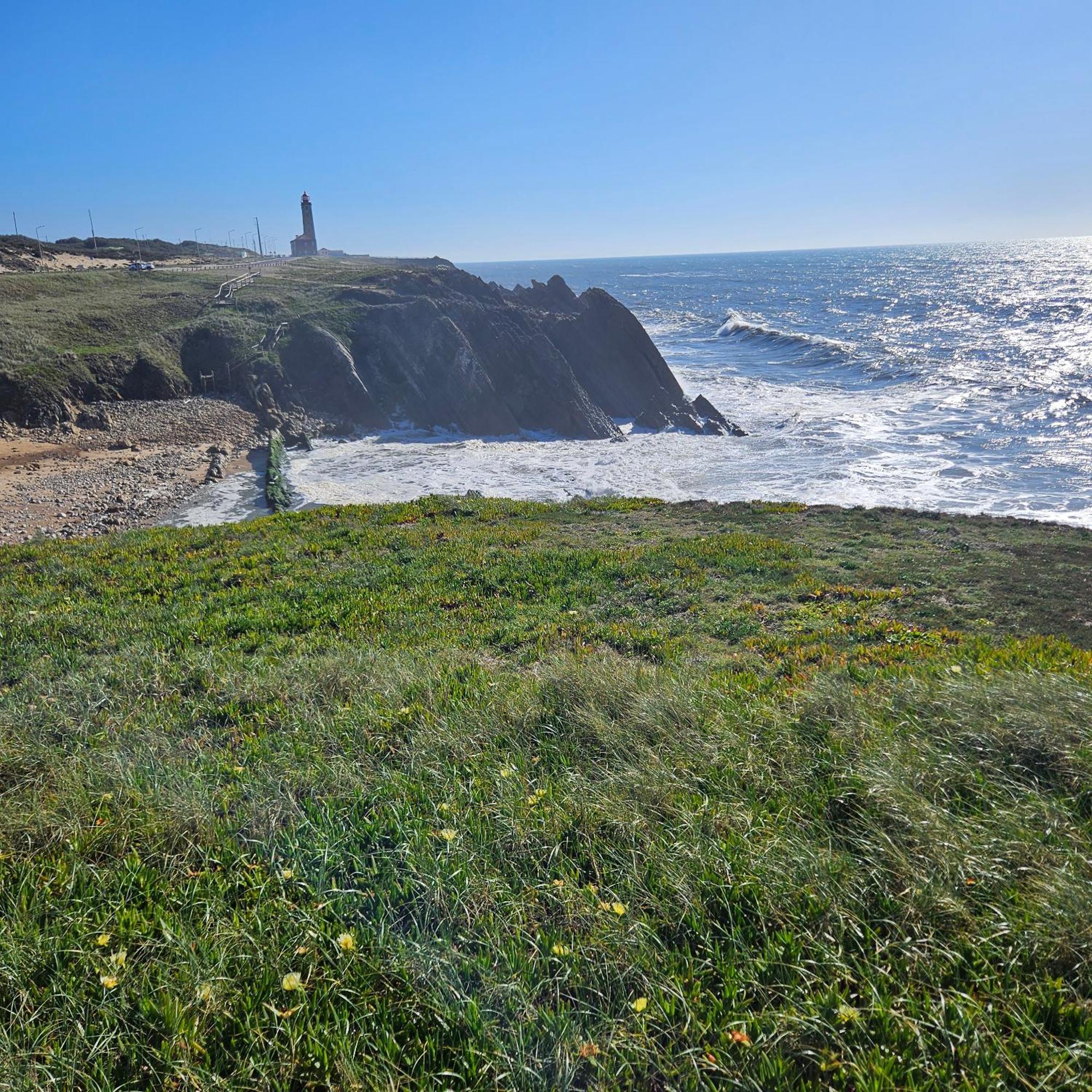 דירות פטיאס Nazare Uninterrupted Views And Sounds Of The Sea מראה חיצוני תמונה